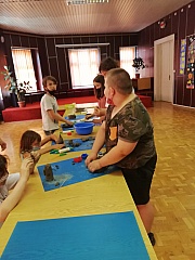 1_Tvorive cinnosti-praca_s_hlinou_2021_03.jpg