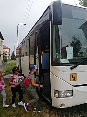 2_Navsteva_lanovej_drahy_v_Stozku_01.jpg